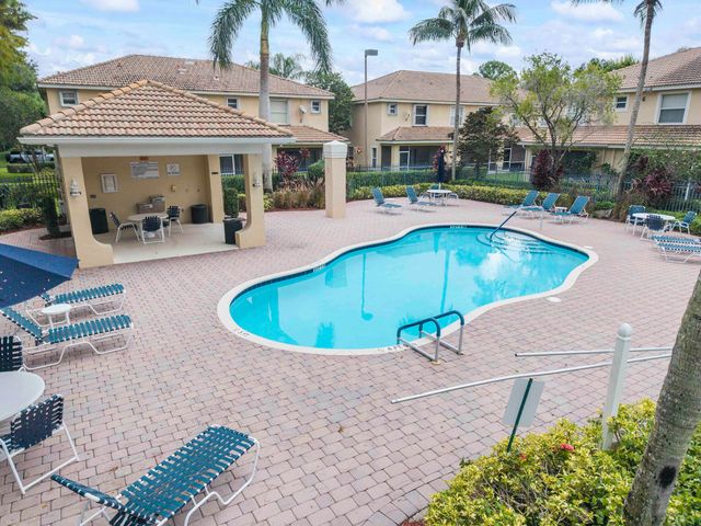 13804 Creston Place, Wellington, FL 33414