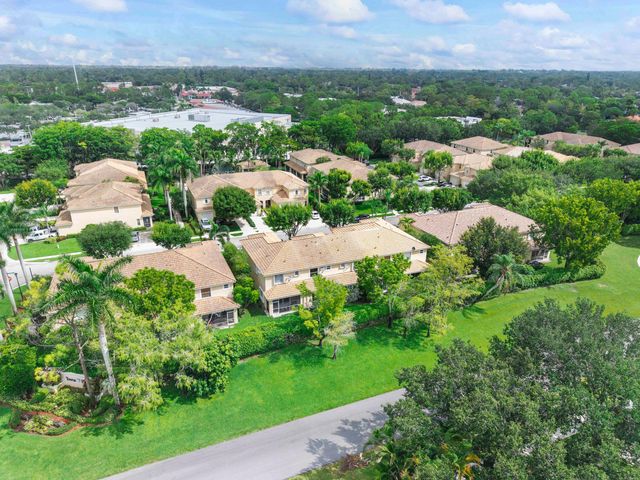 13804 Creston Place, Wellington, FL 33414