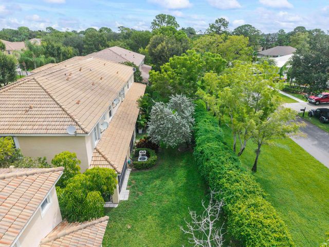 13804 Creston Place, Wellington, FL 33414