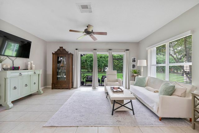 13804 Creston Place, Wellington, FL 33414