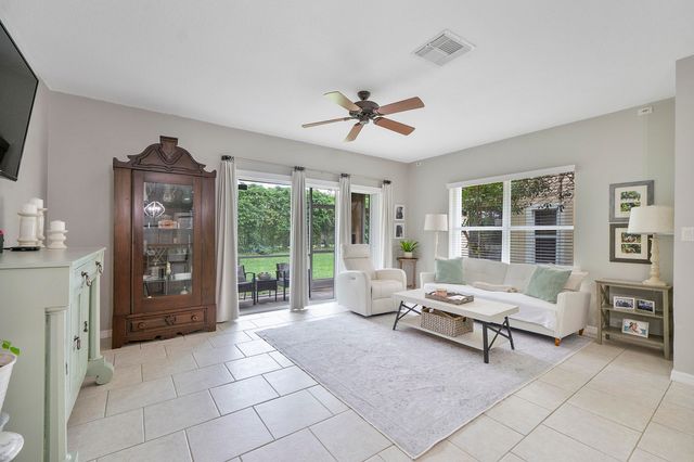 13804 Creston Place, Wellington, FL 33414