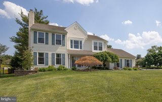 2284 LOCUST DR, Lansdale, PA 19446