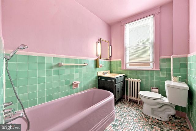 833 FERN ST, Lansdowne, PA 19050