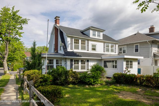 2 Jenkins Parkway, Hudson, NY 12534