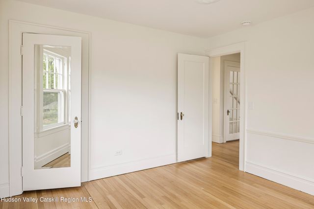 2 Jenkins Parkway, Hudson, NY 12534