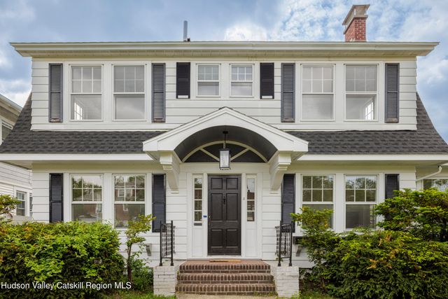2 Jenkins Parkway, Hudson, NY 12534
