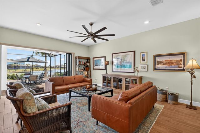 5470 SILVERSIDE PINE COURT, Lakewood Ranch, FL 34211