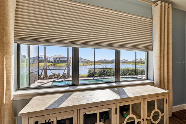 5470 SILVERSIDE PINE COURT, Lakewood Ranch, FL 34211