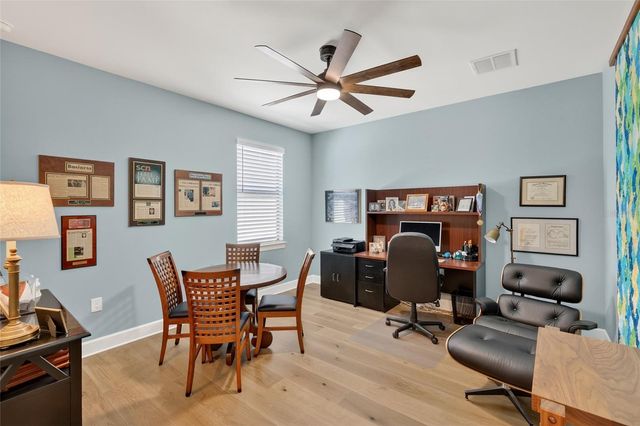 5470 SILVERSIDE PINE COURT, Lakewood Ranch, FL 34211