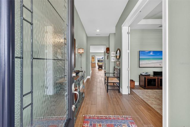 5470 SILVERSIDE PINE COURT, Lakewood Ranch, FL 34211