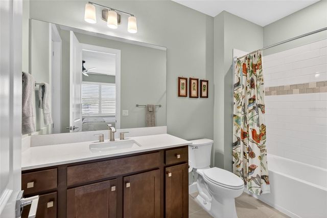 5470 SILVERSIDE PINE COURT, Lakewood Ranch, FL 34211