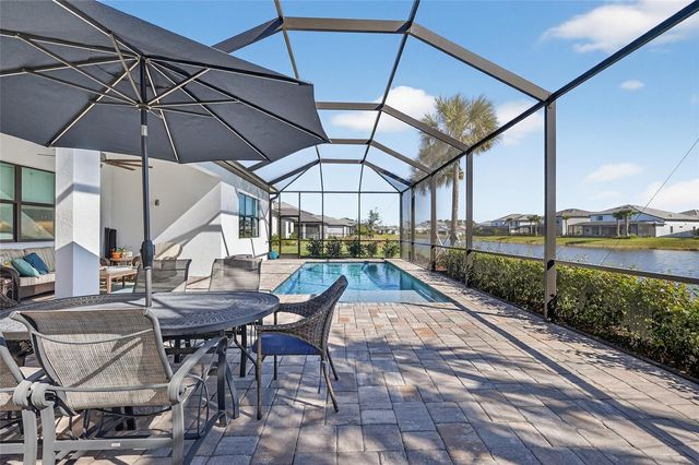 5470 SILVERSIDE PINE COURT, Lakewood Ranch, FL 34211