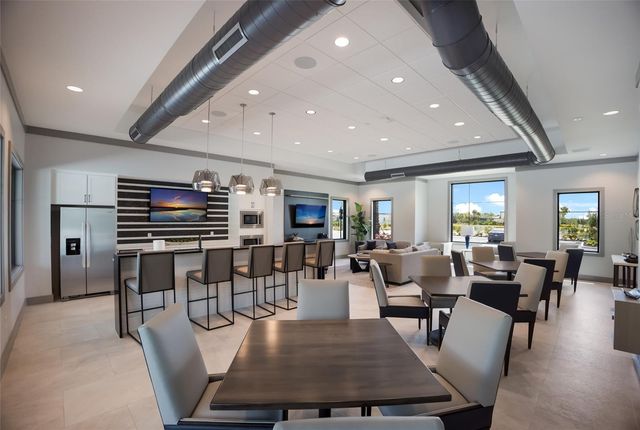 5470 SILVERSIDE PINE COURT, Lakewood Ranch, FL 34211