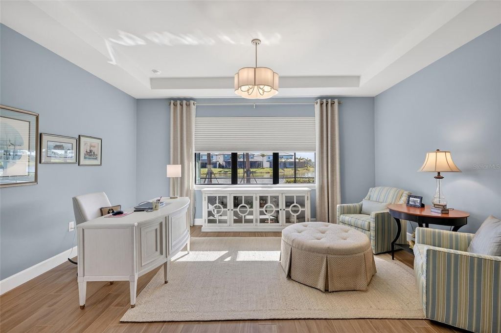 Image 22 of property listing at 5470 SILVERSIDE PINE COURT, Lakewood Ranch, FL 34211