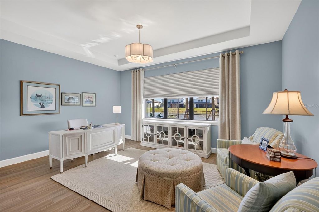 Image 23 of property listing at 5470 SILVERSIDE PINE COURT, Lakewood Ranch, FL 34211