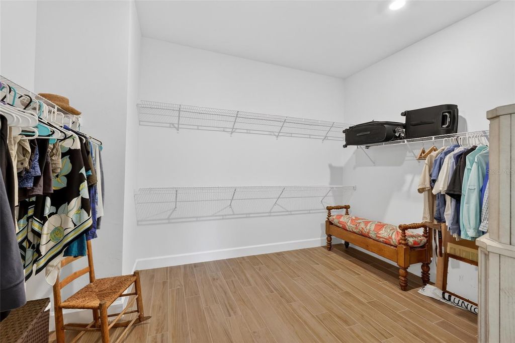 Image 29 of property listing at 5470 SILVERSIDE PINE COURT, Lakewood Ranch, FL 34211