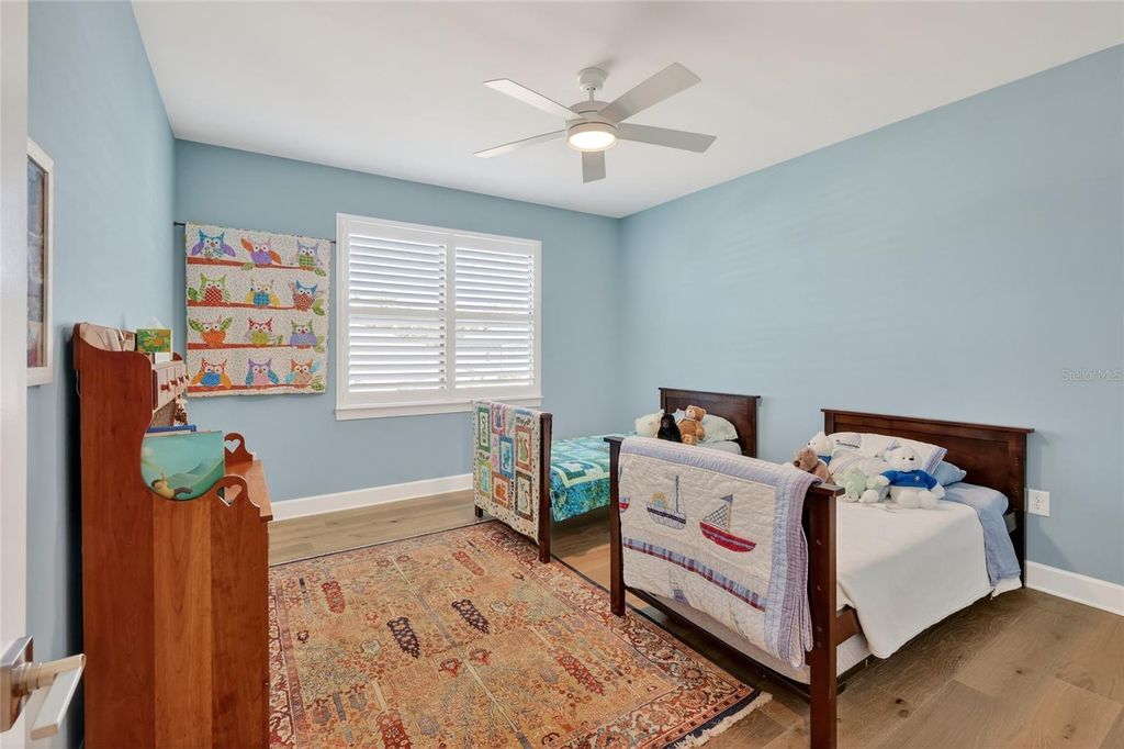 Image 38 of property listing at 5470 SILVERSIDE PINE COURT, Lakewood Ranch, FL 34211