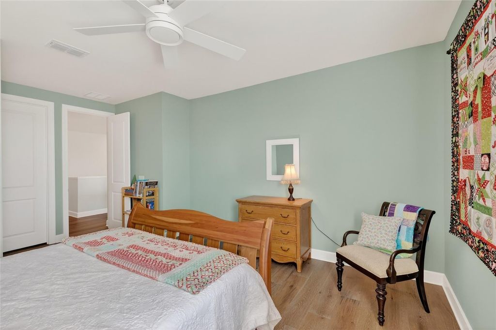 Image 46 of property listing at 5470 SILVERSIDE PINE COURT, Lakewood Ranch, FL 34211