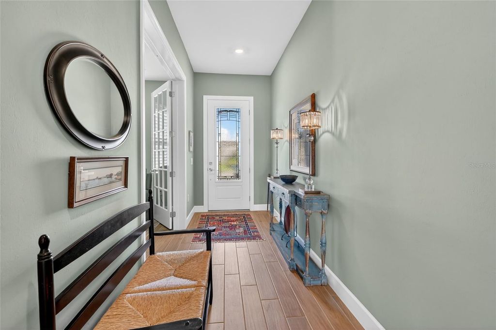 Image 6 of property listing at 5470 SILVERSIDE PINE COURT, Lakewood Ranch, FL 34211