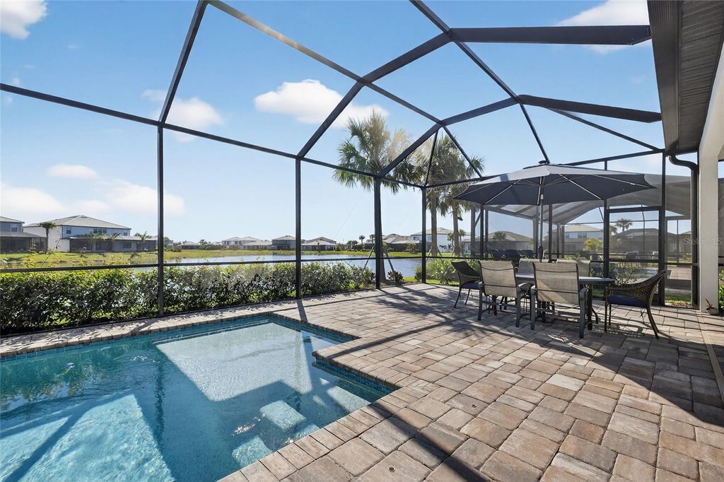 Image 55 of property listing at 5470 SILVERSIDE PINE COURT, Lakewood Ranch, FL 34211