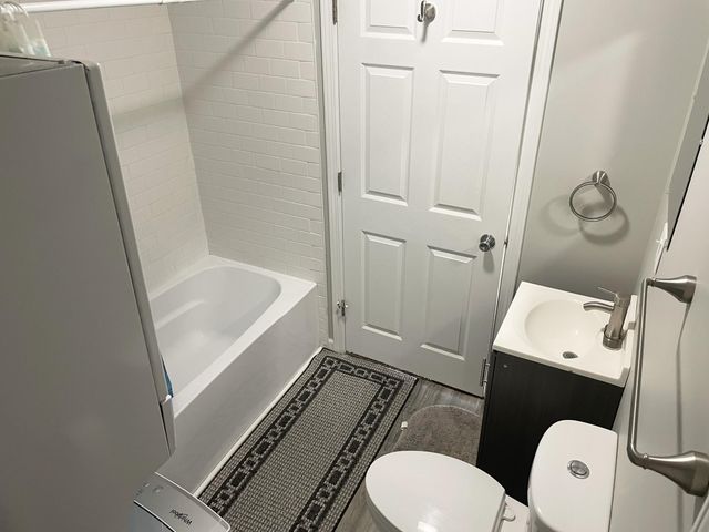 561 Grayton Road, Kingsford Heights, IN 46346