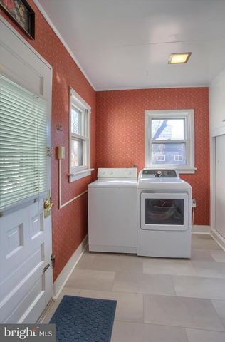 421 W MAIN STREET, Mechanicsburg, PA 17055