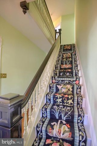 421 W MAIN STREET, Mechanicsburg, PA 17055