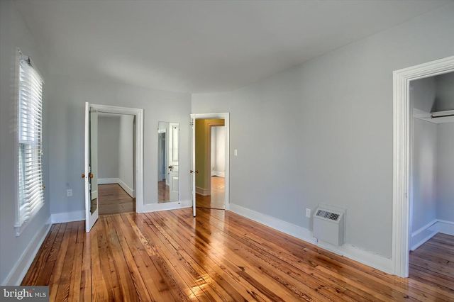 421 W MAIN STREET, Mechanicsburg, PA 17055