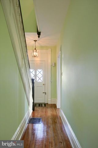 421 W MAIN STREET, Mechanicsburg, PA 17055