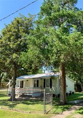11858 13th Street, Santa Fe, TX 77510