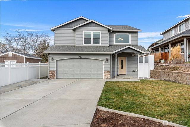 582 S James Avenue, East Wenatchee, WA 98802