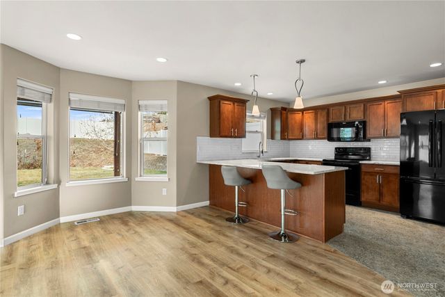 582 S James Avenue, East Wenatchee, WA 98802