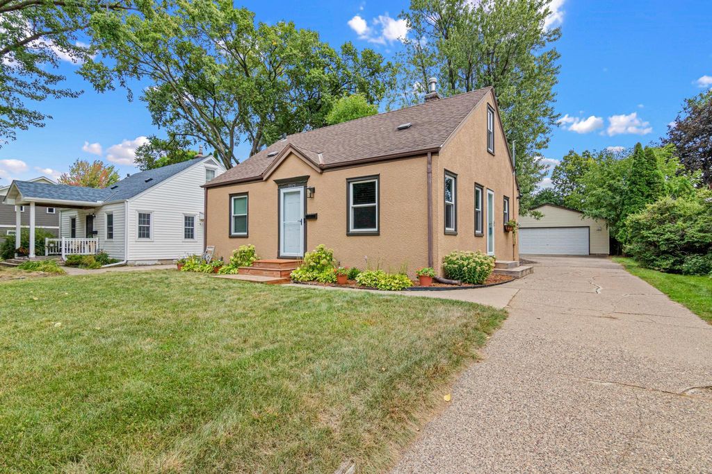 3975 Brunswick Avenue S, Saint Louis Park, MN 55416 — exterior