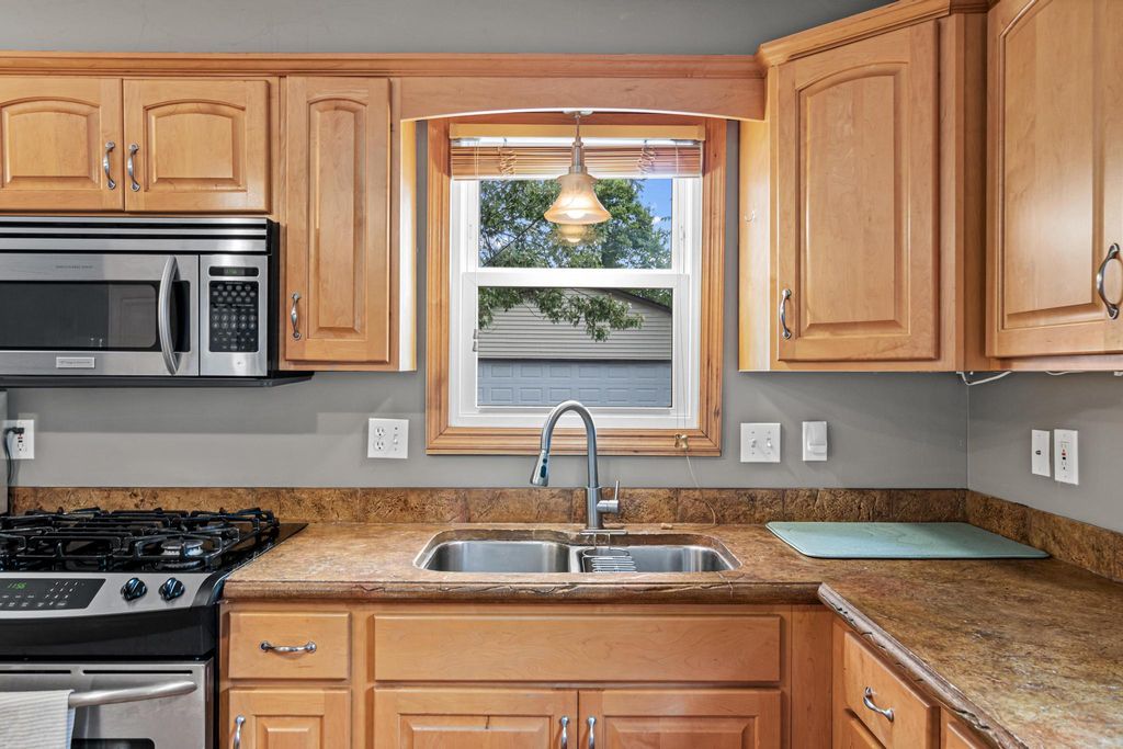 3975 Brunswick Avenue S, Saint Louis Park, MN 55416 — photo 3