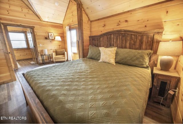 855 Osprey Way, Pigeon Forge, TN 37863