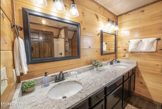 855 Osprey Way, Pigeon Forge, TN 37863