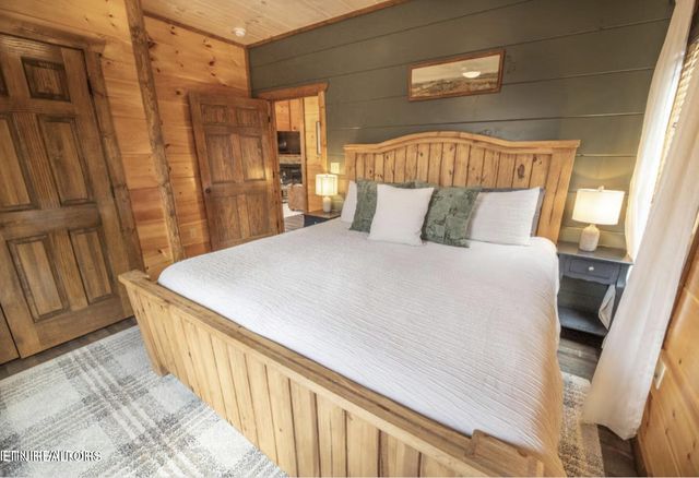 855 Osprey Way, Pigeon Forge, TN 37863