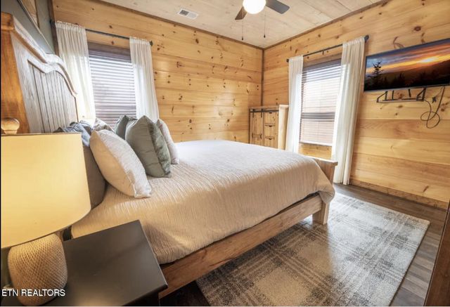 855 Osprey Way, Pigeon Forge, TN 37863