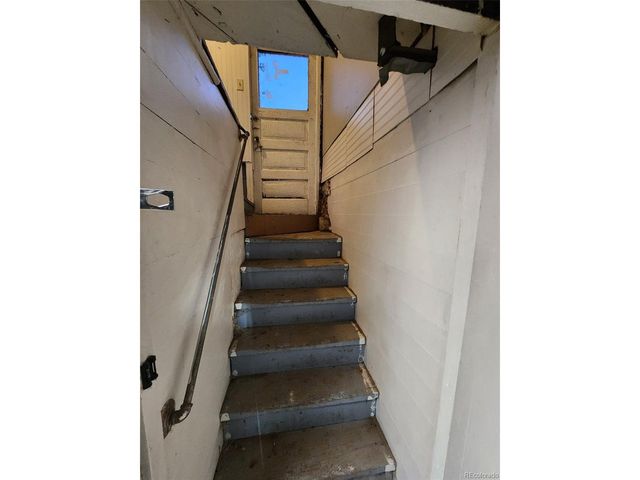 518 N 4th St, Sterling, CO 80751