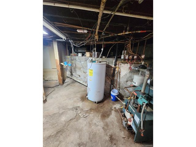 518 N 4th St, Sterling, CO 80751