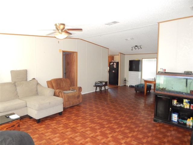 900 COLUMBIA AVENUE, St Cloud, FL 34769