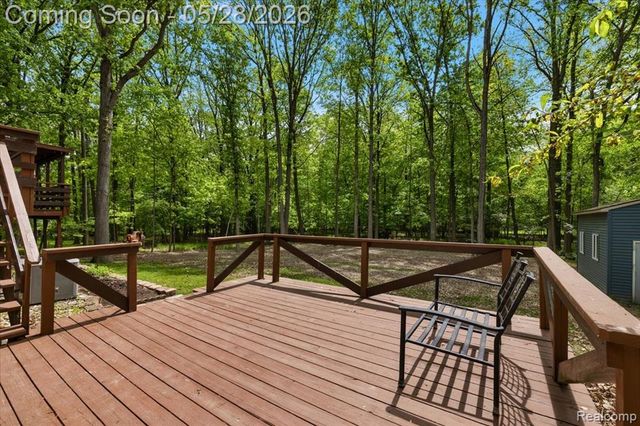 25136 Westmoreland Drive, Farmington, MI 48336