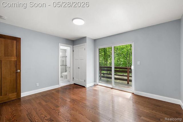 25136 Westmoreland Drive, Farmington, MI 48336