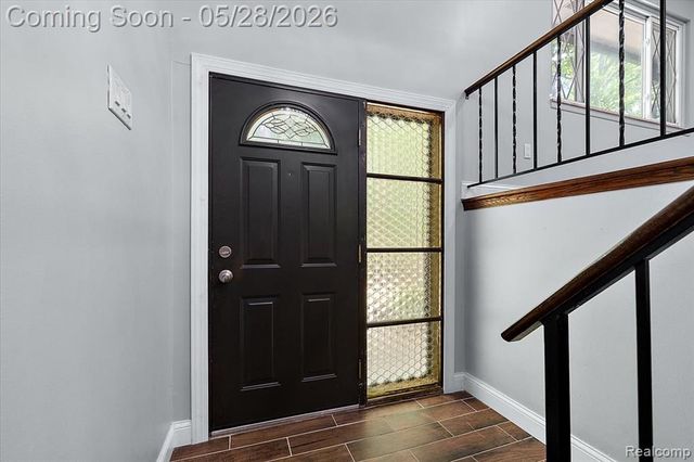 25136 Westmoreland Drive, Farmington, MI 48336