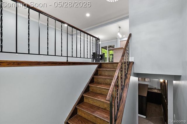 25136 Westmoreland Drive, Farmington, MI 48336