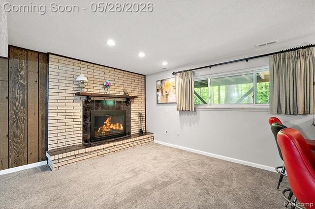 25136 Westmoreland Drive, Farmington, MI 48336