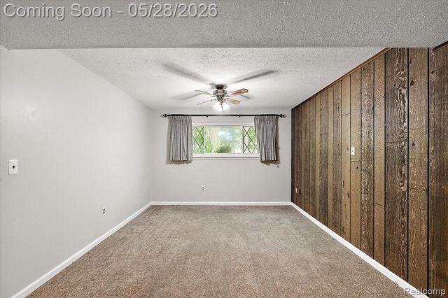 25136 Westmoreland Drive, Farmington, MI 48336