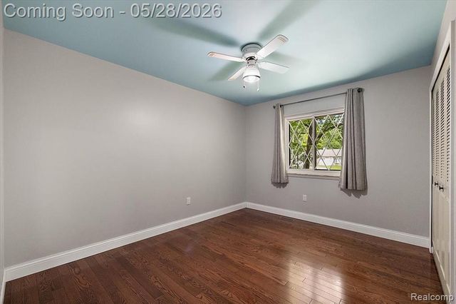 25136 Westmoreland Drive, Farmington, MI 48336