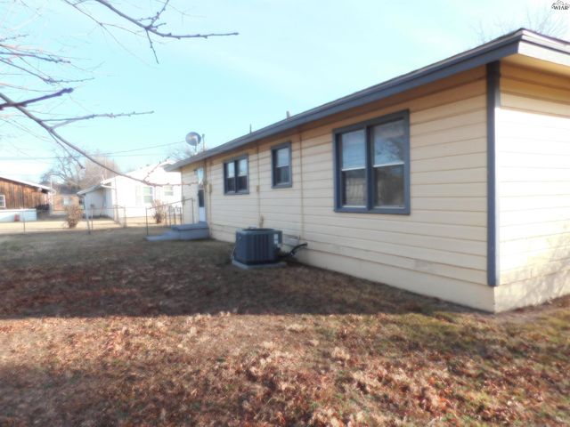 204 MIMOSA STREET, Burkburnett, TX 76354