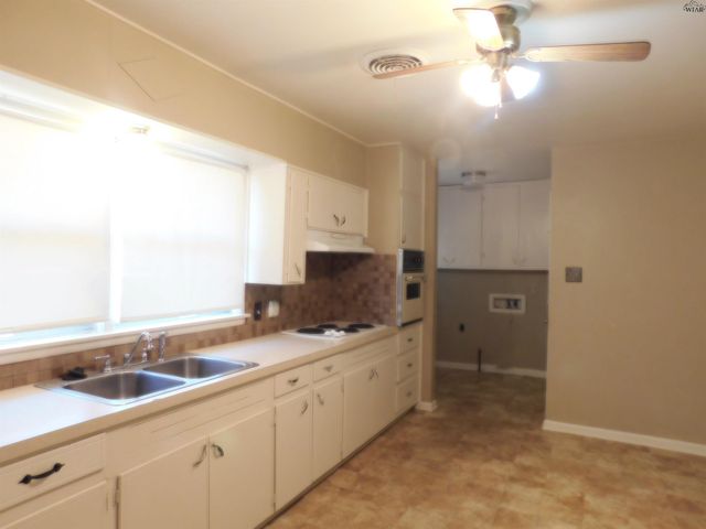 204 MIMOSA STREET, Burkburnett, TX 76354